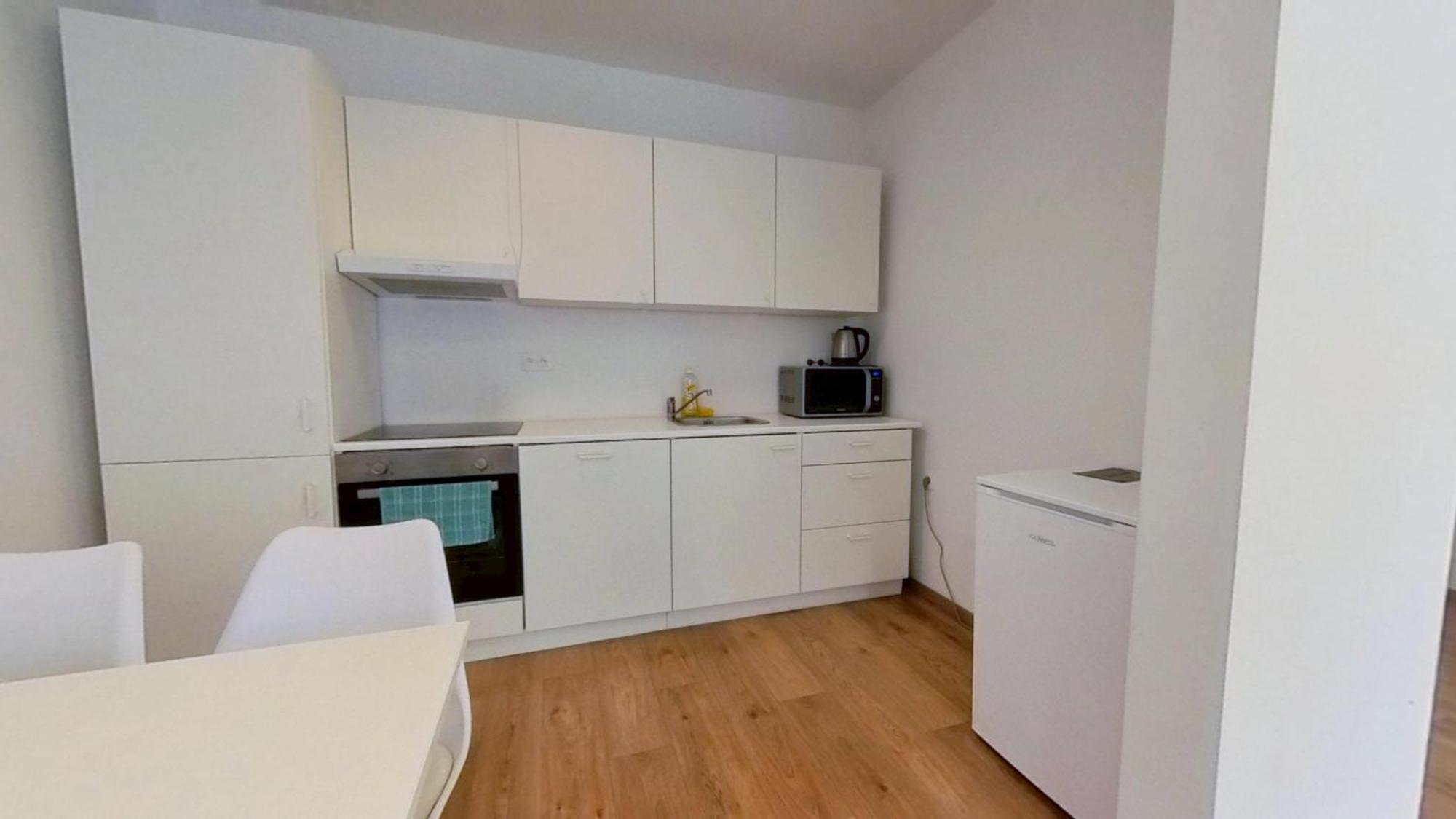 Air-Conditioned 2 Room Apartment, With Terrace, Rovinka 203 エクステリア 写真